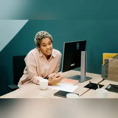 严雅芳